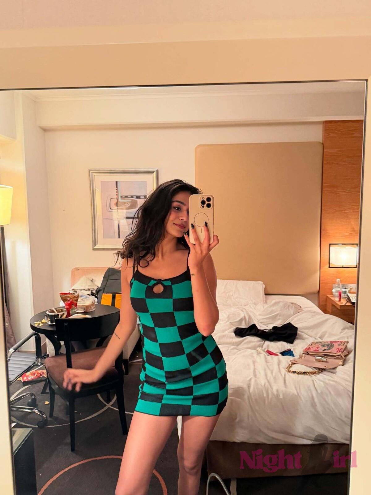 Ayushi High Profile Call Girl