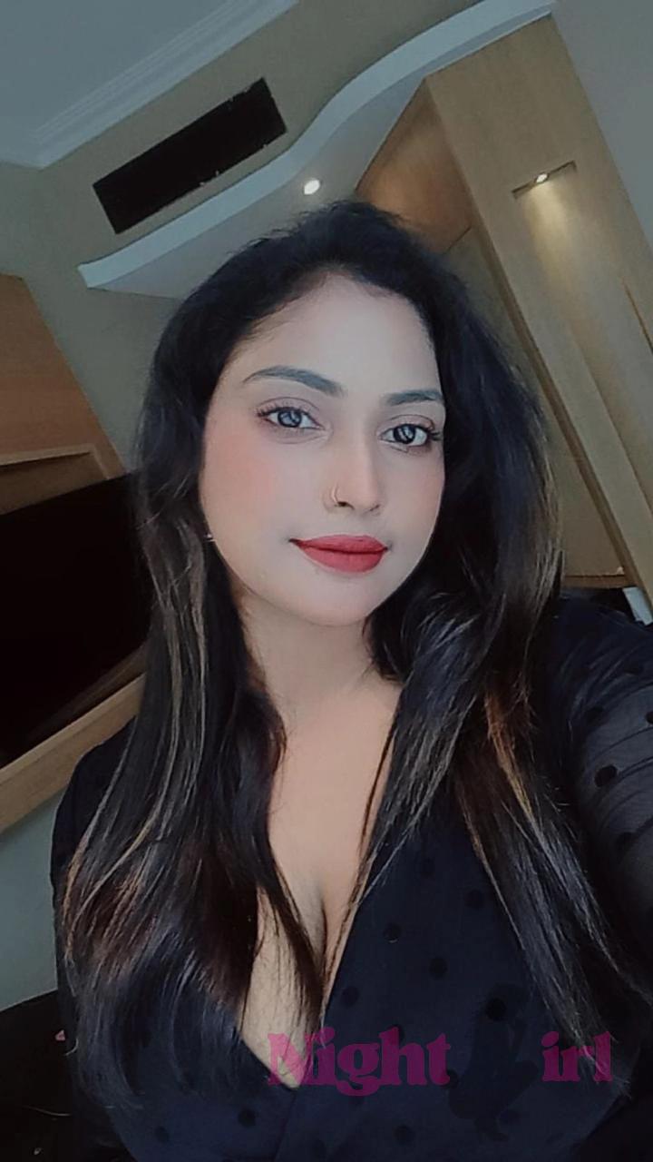 Alina Independent Escort in Zirakpur