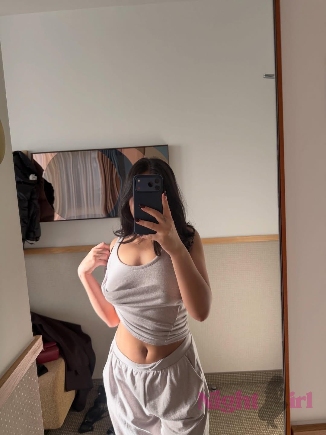 Ruhi High Class Escort Girl Service 💯 Satisfied